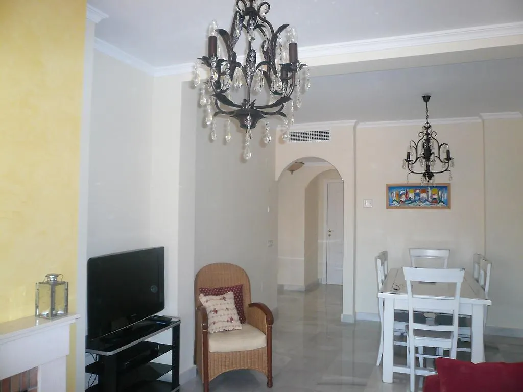Hacienda Del Sol Apartment Estepona 0*,